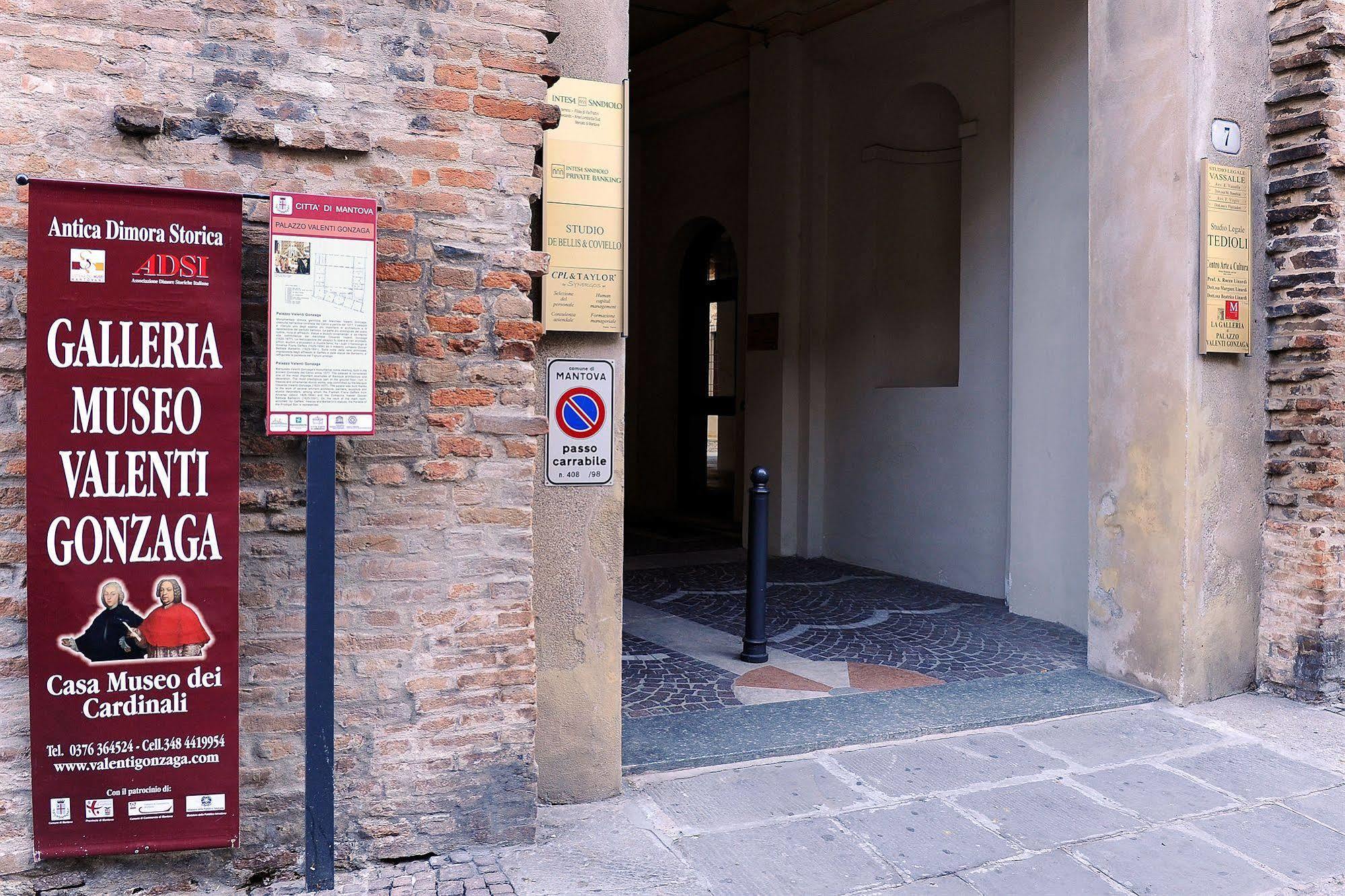 Casa Museo Palazzo Valenti Gonzaga Hotel Mântua Exterior foto